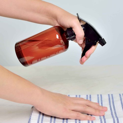 Youngever 6 Pack Empty Amber Plastic Spray Bottles, 12 Ounce Refillable Container for Essential Oils, Cleaning Products, or Aromatherapy, Trigger Sprayer with Mist and Stream Settings