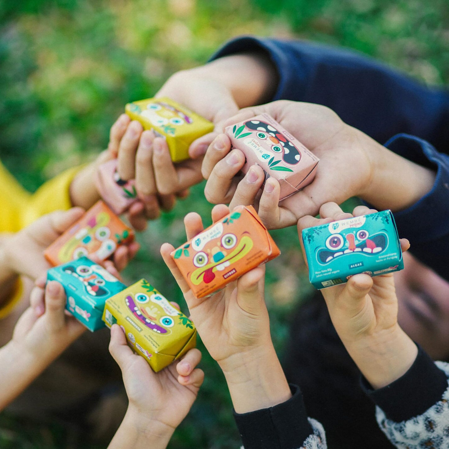 Wembé Kid's Soap Bars Handmade in Paraguay + Natural Essential Oils & Fruits - Mango (5.6oz, 2-Pack)