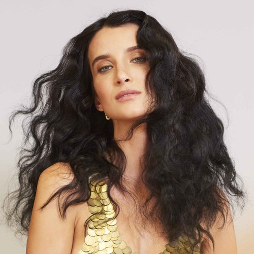 Bumble and bumble. Bond-Building Hair Repair Conditioner | For Damaged Hair | Color Safe | Anti Frizz + Adds Shine | Curly, Wavy, Straight, 6.7 Fl Oz