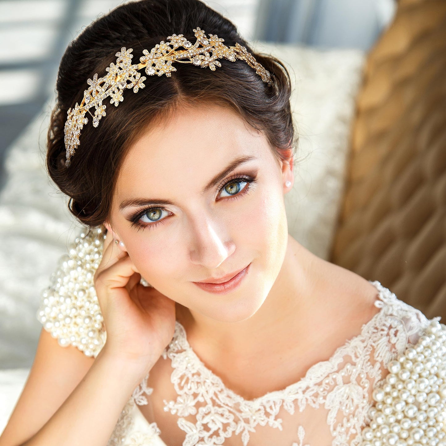 Ammei Headpiece Wedding Headband Crystal Bridal Headdress Flower Design Headpiece For Women (Gold)