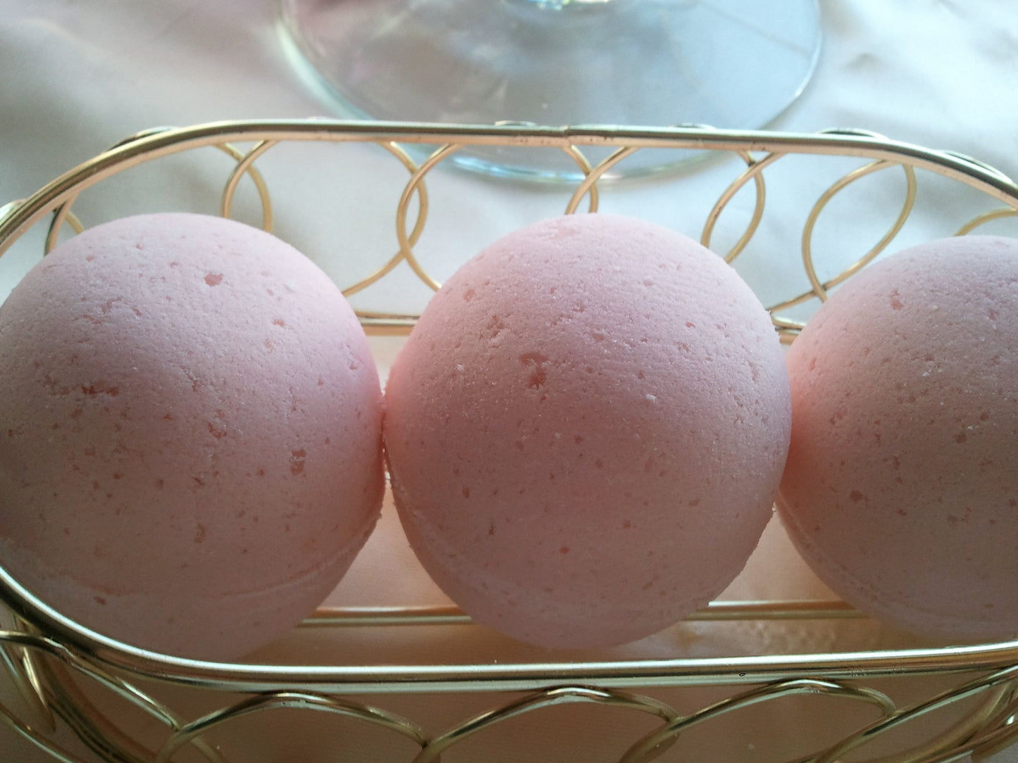 Spa Pure Luxury Bath Bombs: 3 Luxury Bath Bomb Fizzies, 5 Oz Each (15 Oz Total Weight), Handmade in The USA with Shea & Cocoa Butter, Great for Dry Skin, all skin types. (Welcome Home FBA)