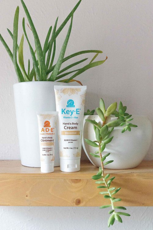 Carlson - Key-E Hand & Body Cream, Vitamin E & Organic Aloe, 20000 IU Vitamin E, Fragrance-Free, 4 oz (Pack of 2)