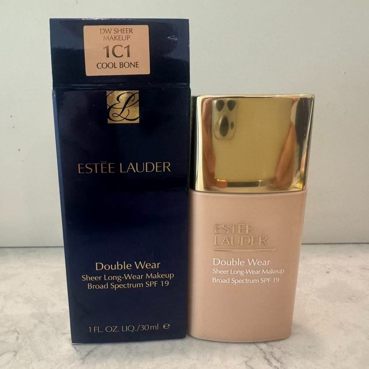 Estee Lauder Double Wear Sheer Long Wear Foundation SPF19 1oz – Multiple Shades