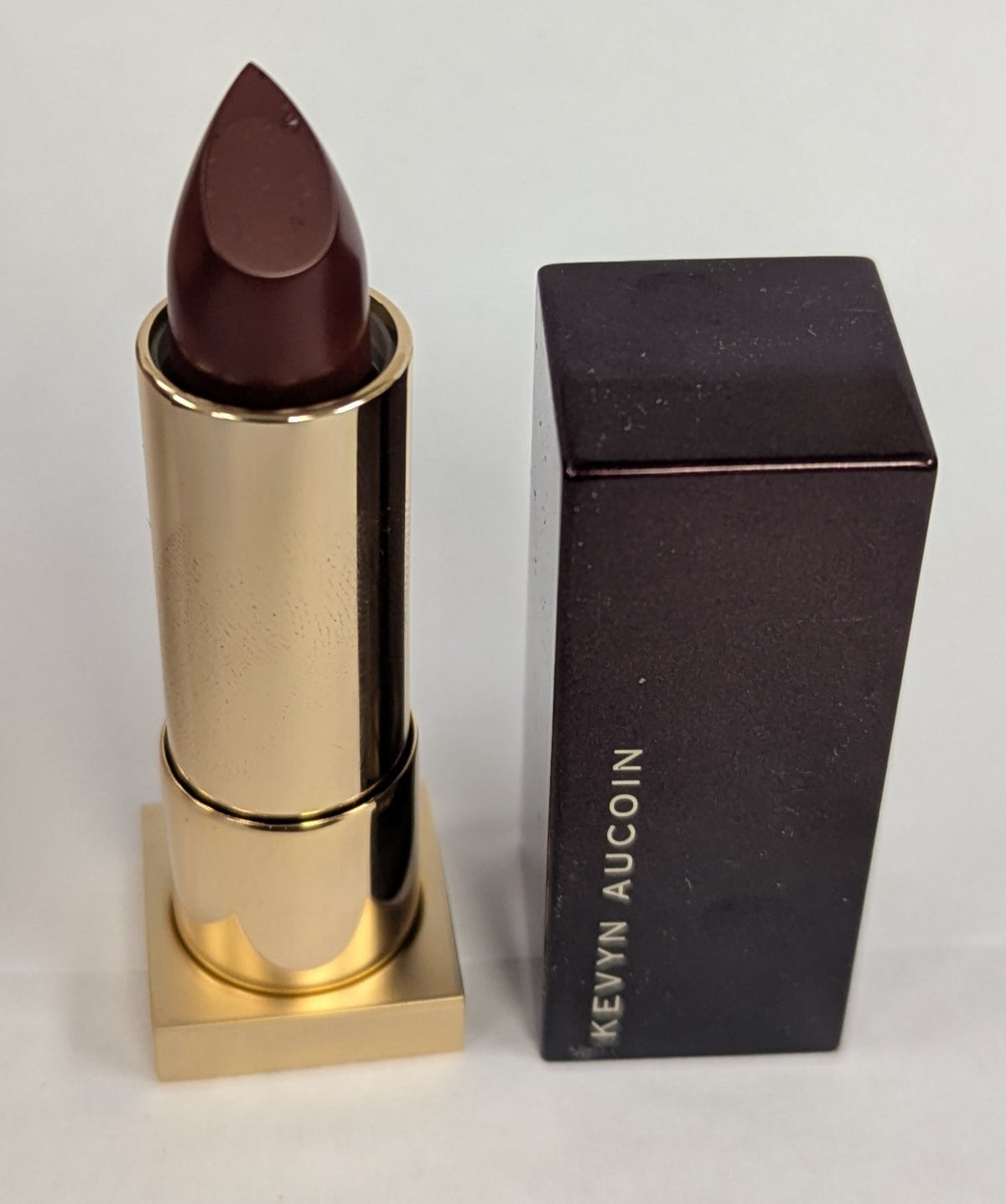 Lipstick Nourishing Hydrating Long Wear Lip Color