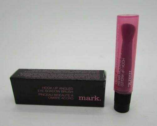 Eyeshadow Brush for Makeup Application - Avon Mark Hook Up