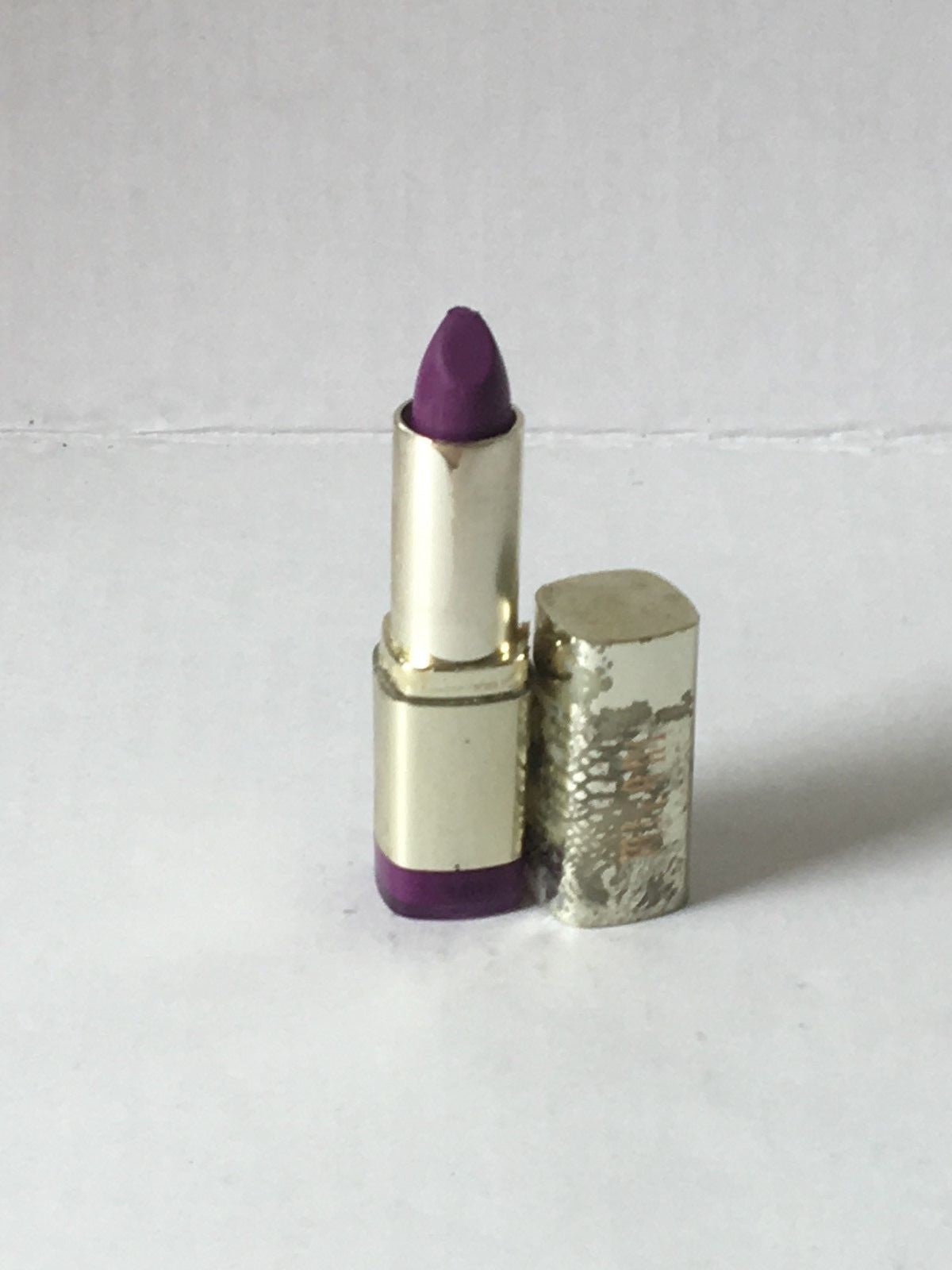Matte Lipstick for Women - Wide Color Range of Lip Colors