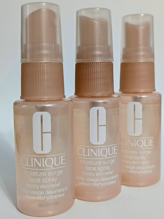 Clinique Moisture Surge Face Spray 30ml – 3-Piece Hydrating Mist Set