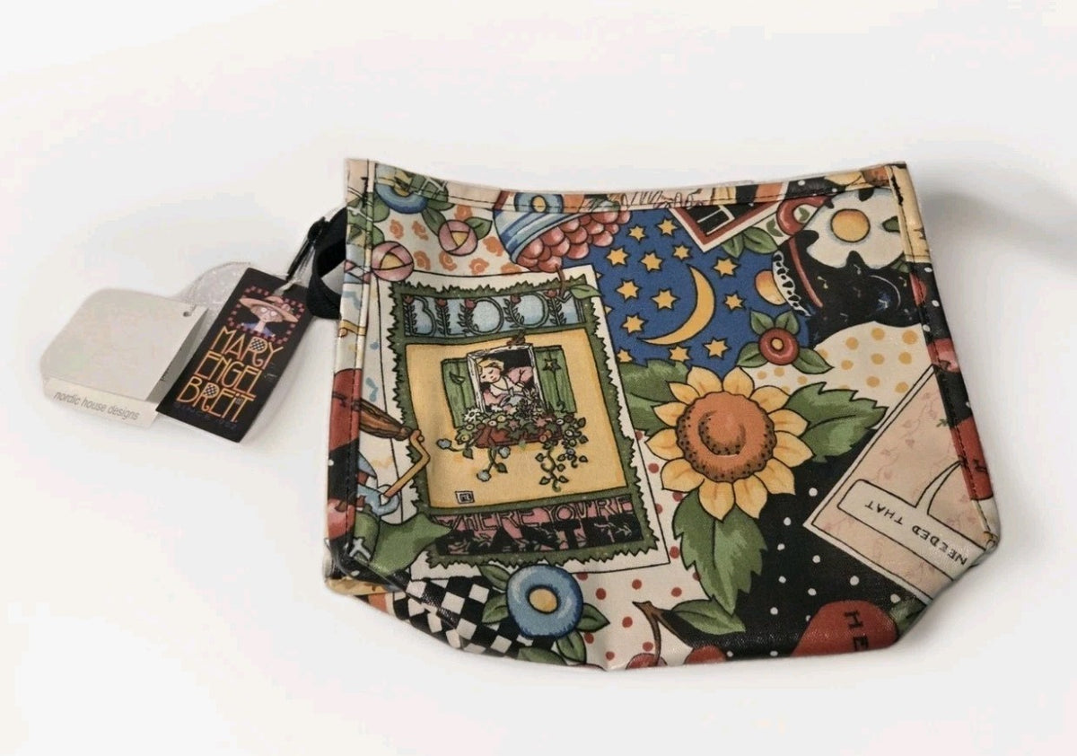 Travel Cosmetic Bag Coated Canvas Nordic House Print Travel Organizer