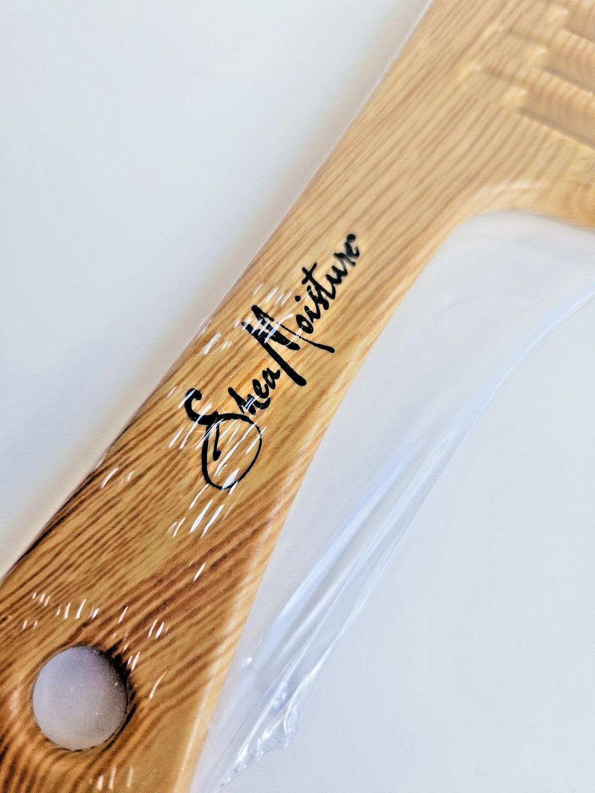 Wooden Wide Tooth Comb for Gentle Detangling - Shea Moisture