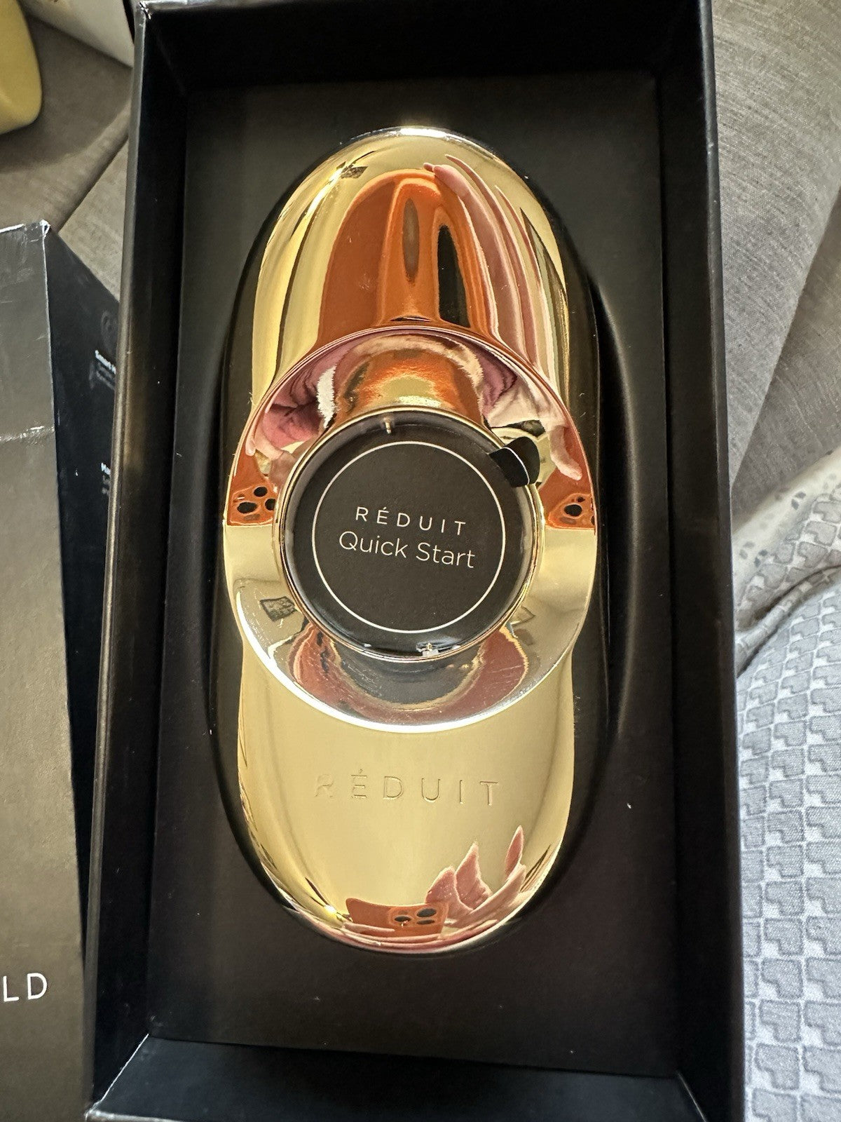Reduit One Gold Hairpod Applicator Waterproof Precision Beauty Device
