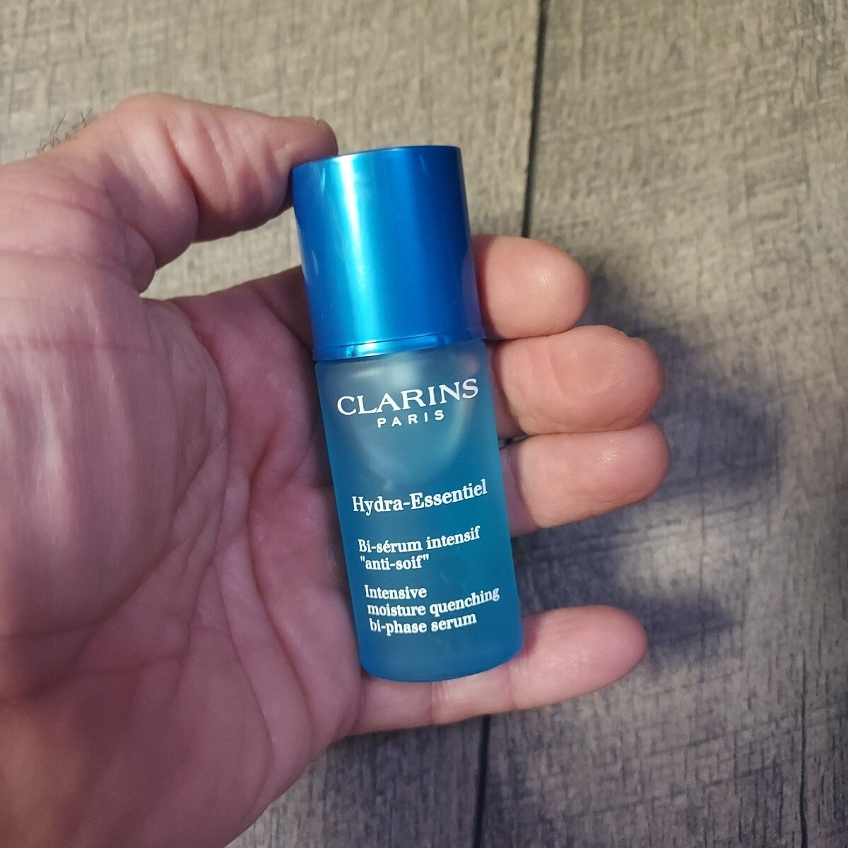 Hydra Essentiel Moisture Quenching Bi-Phase Serum 0.5oz