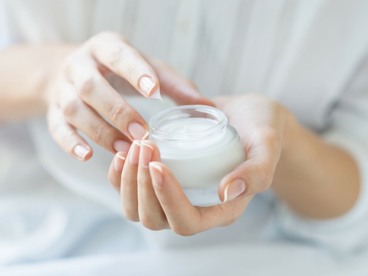 Hyaluronic Acid Face Moisturizer with Vitamin E