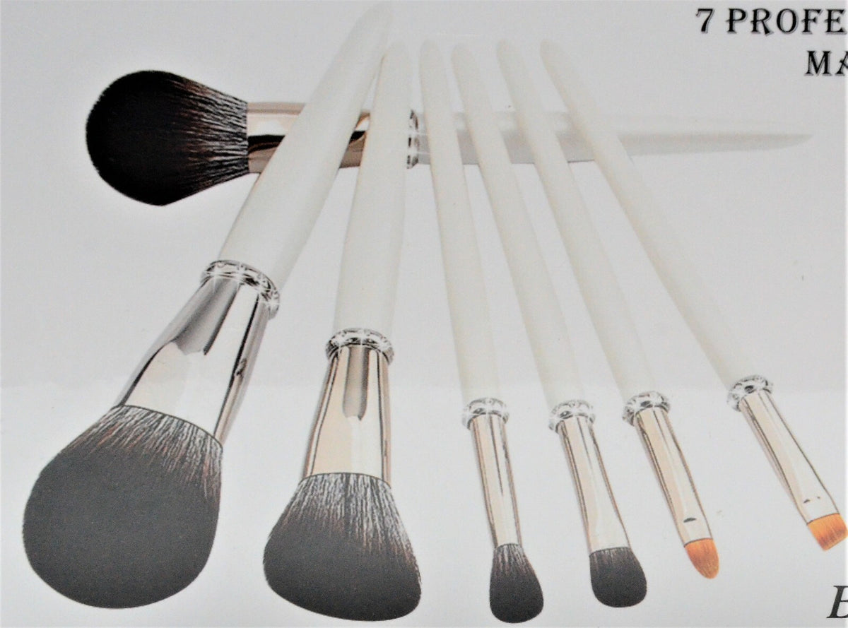 7-Piece Professional Makeup Brush Set - White Synthetic Face & Eye Brushes