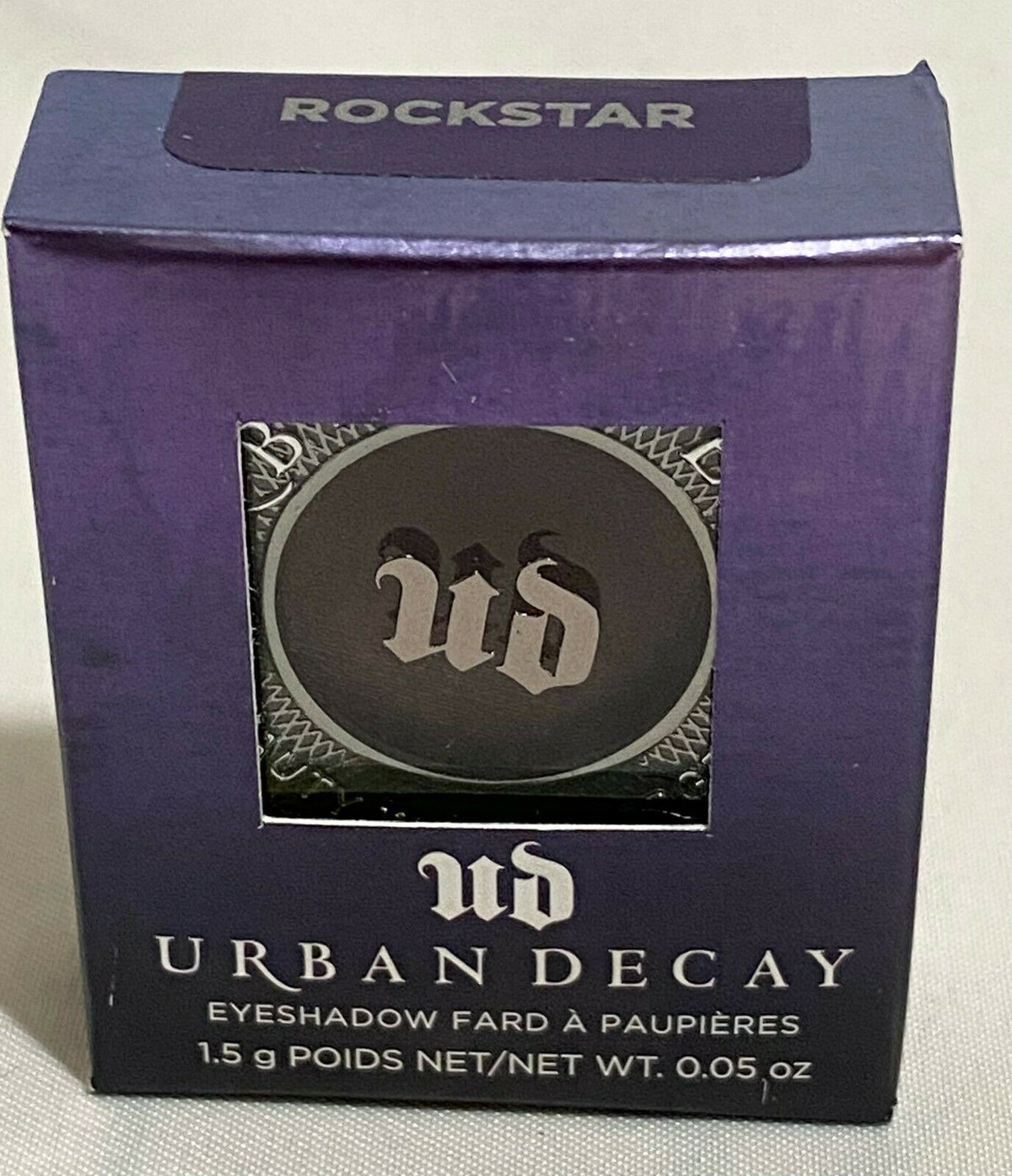 Urban Decay Eyeshadow Palette - Multiple Shades in Velvety Finish, 0.05oz
