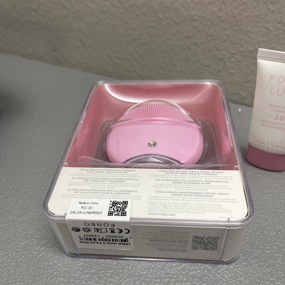 Facial Cleansing Brush for Deep Pore Cleansing - Mini Luna 3 Pearl Pink