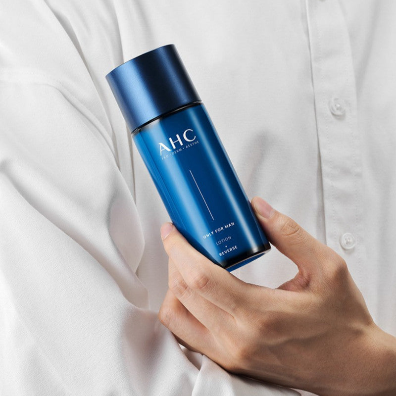 Men's Skincare Gift Set - Hydrating Toner & Emulsion in Box