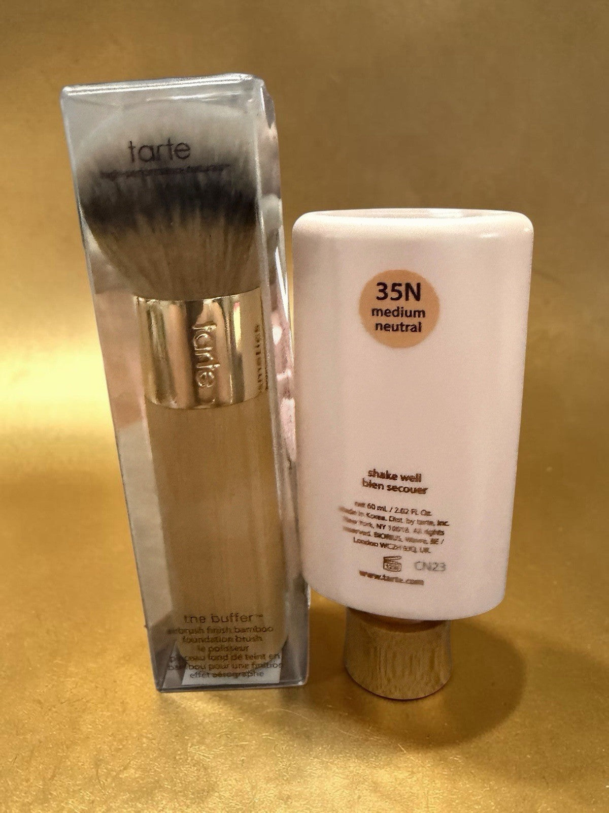 Hydrating Foundation Serum with Buffer Brush - Medium Neutral Shade