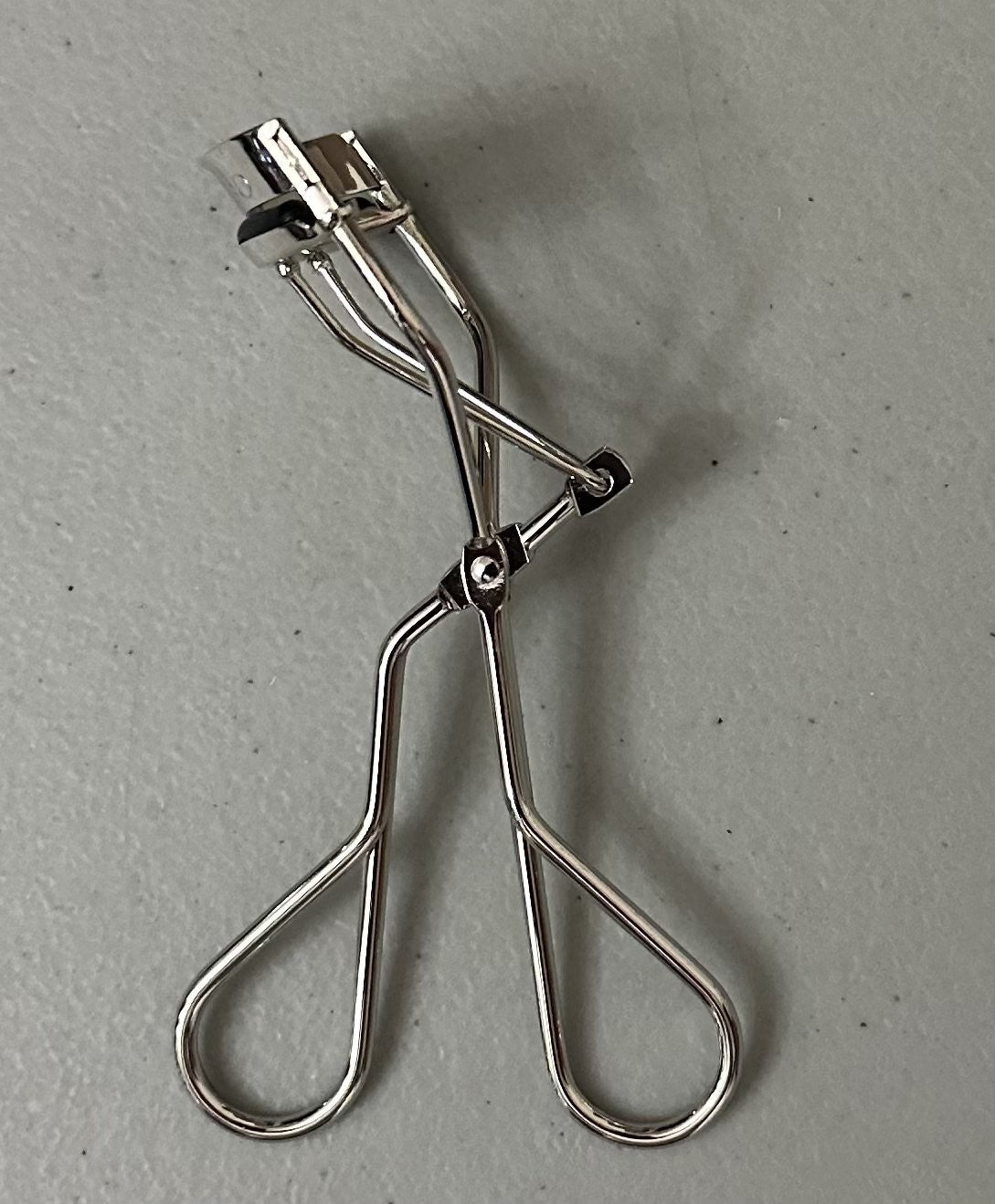 Eyelash Curler with Refill Pad - Stainless Steel Lash Tool Japan