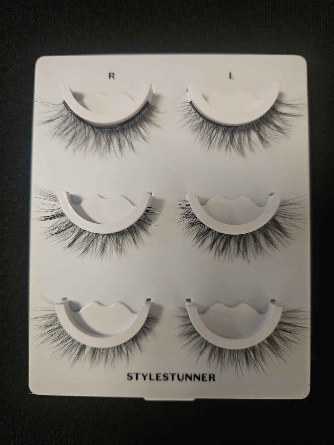 Self-Adhesive False Eyelashes Natural Volume Medium 3 Pairs