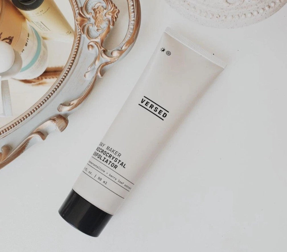 Versed Day Maker Microcrystal Exfoliating Cleanser 3.0 oz Berry Leaf