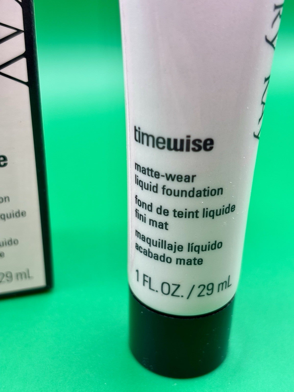 Liquid Foundation for Oily Skin Ivory 4 Matte Wear Face Makeup