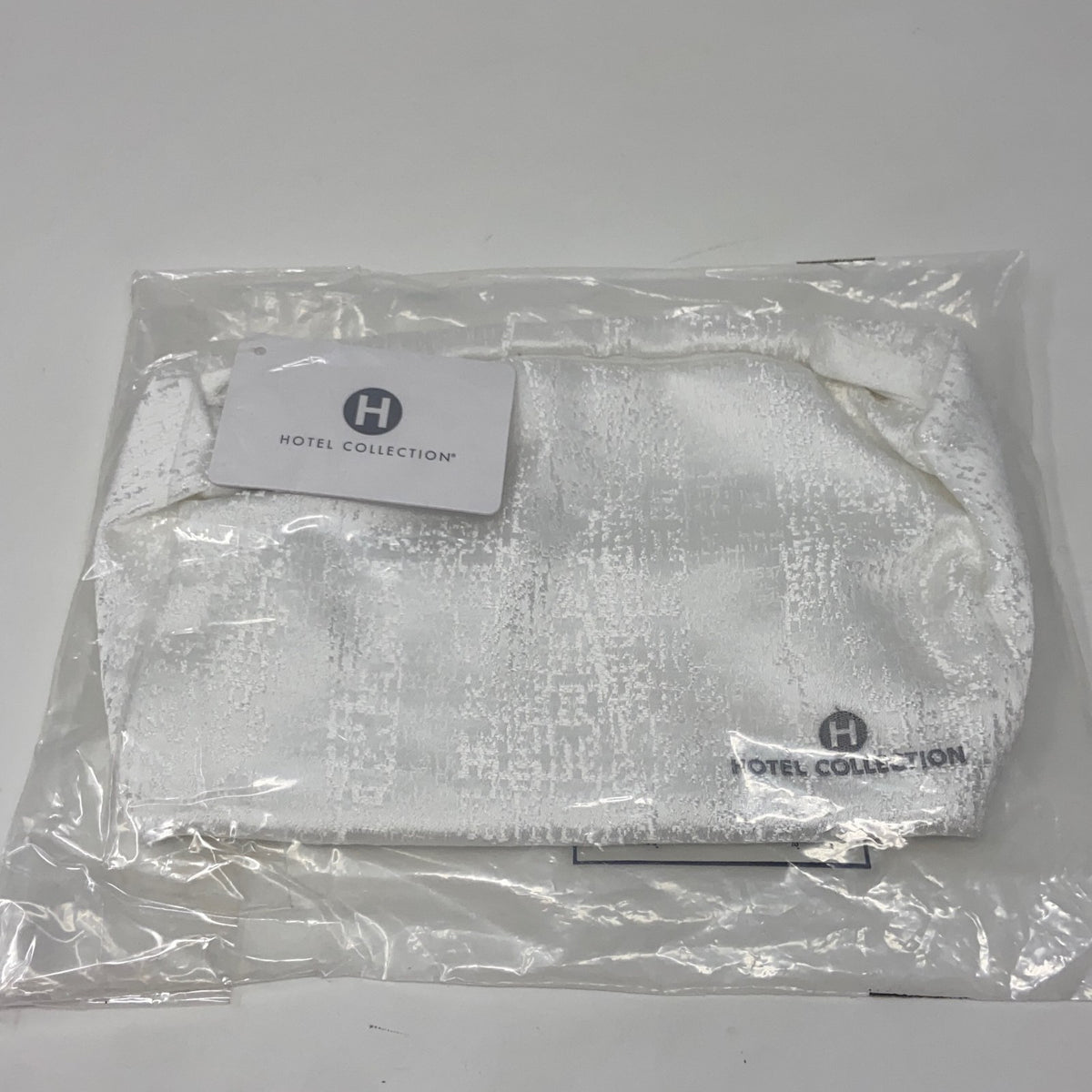 White Fractured Geo Zip Cosmetic Pouch - Hotel Collection