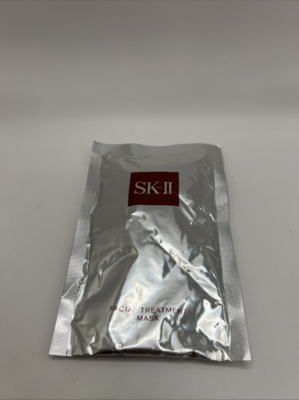 Pitera Facial Treatment Radiant & Moisture Boosting Mask
