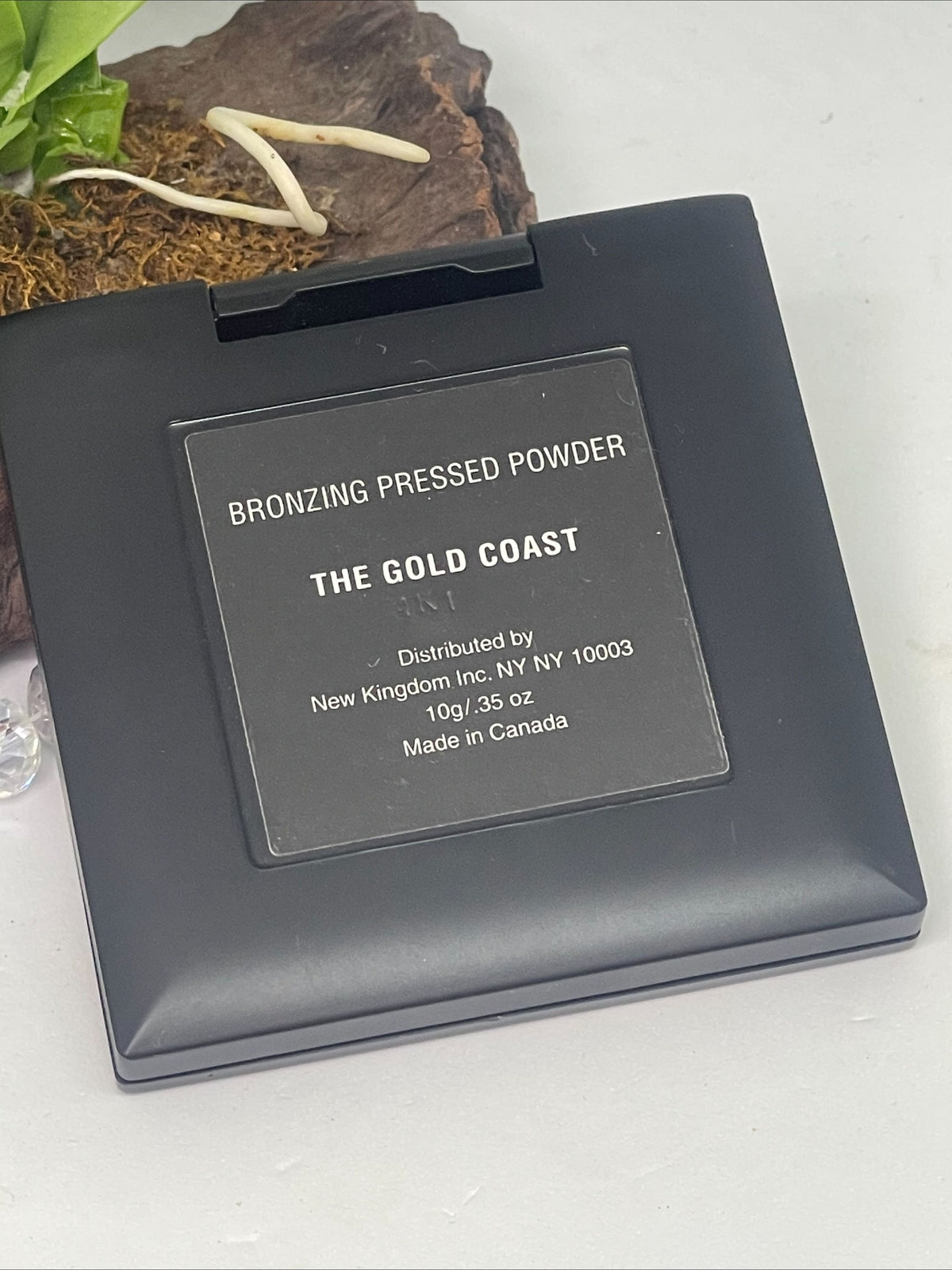 Bronzing Pressed Powder with SPF 10 - The Gold Coast - Full Size