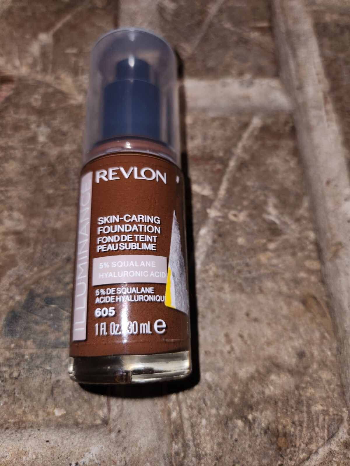 Revlon Illuminance Skin-Caring Liquid Foundation 1 Oz 605 Rich Mahogany
