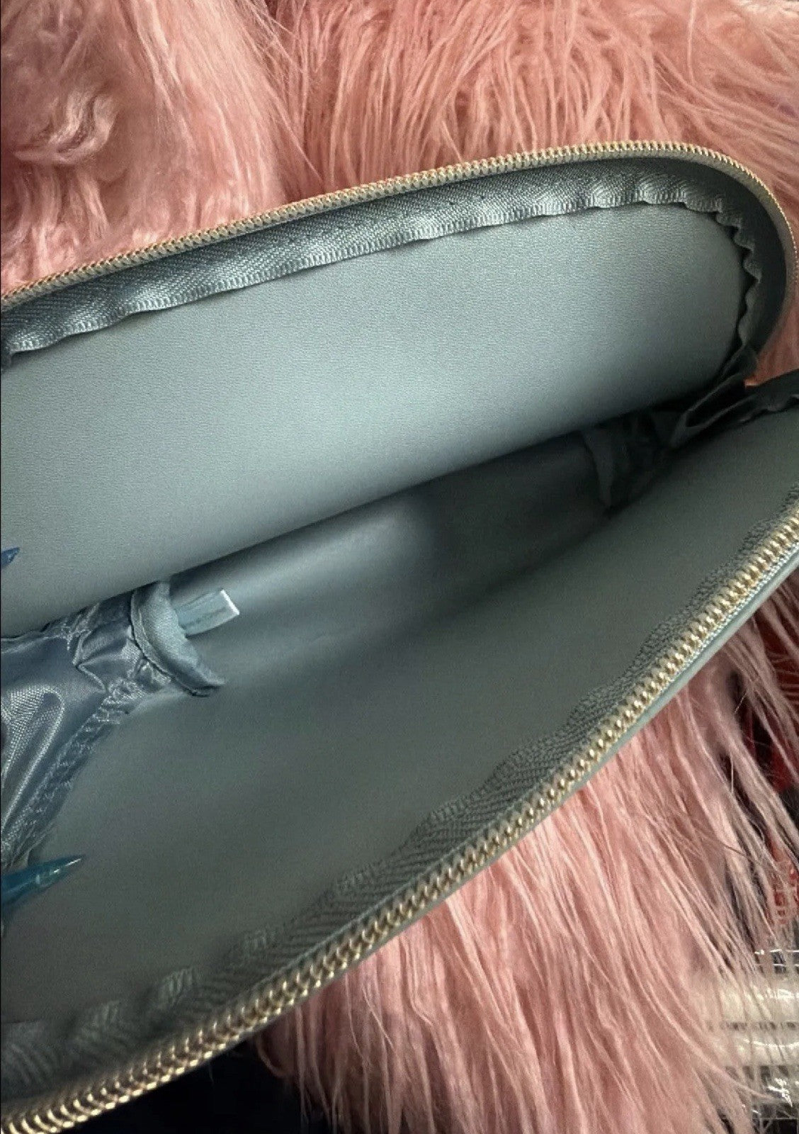 Light Blue Cosmetic Bag for Travel & Makeup Storage