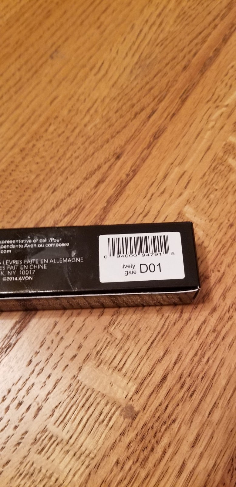 Avon Extra Lasting Lip Stain & Balm Lively D01 Discontinued New Box