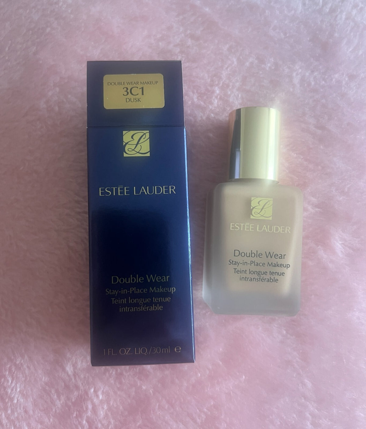 Long-Lasting Stay-In-Place Foundation - Multiple Shades Available