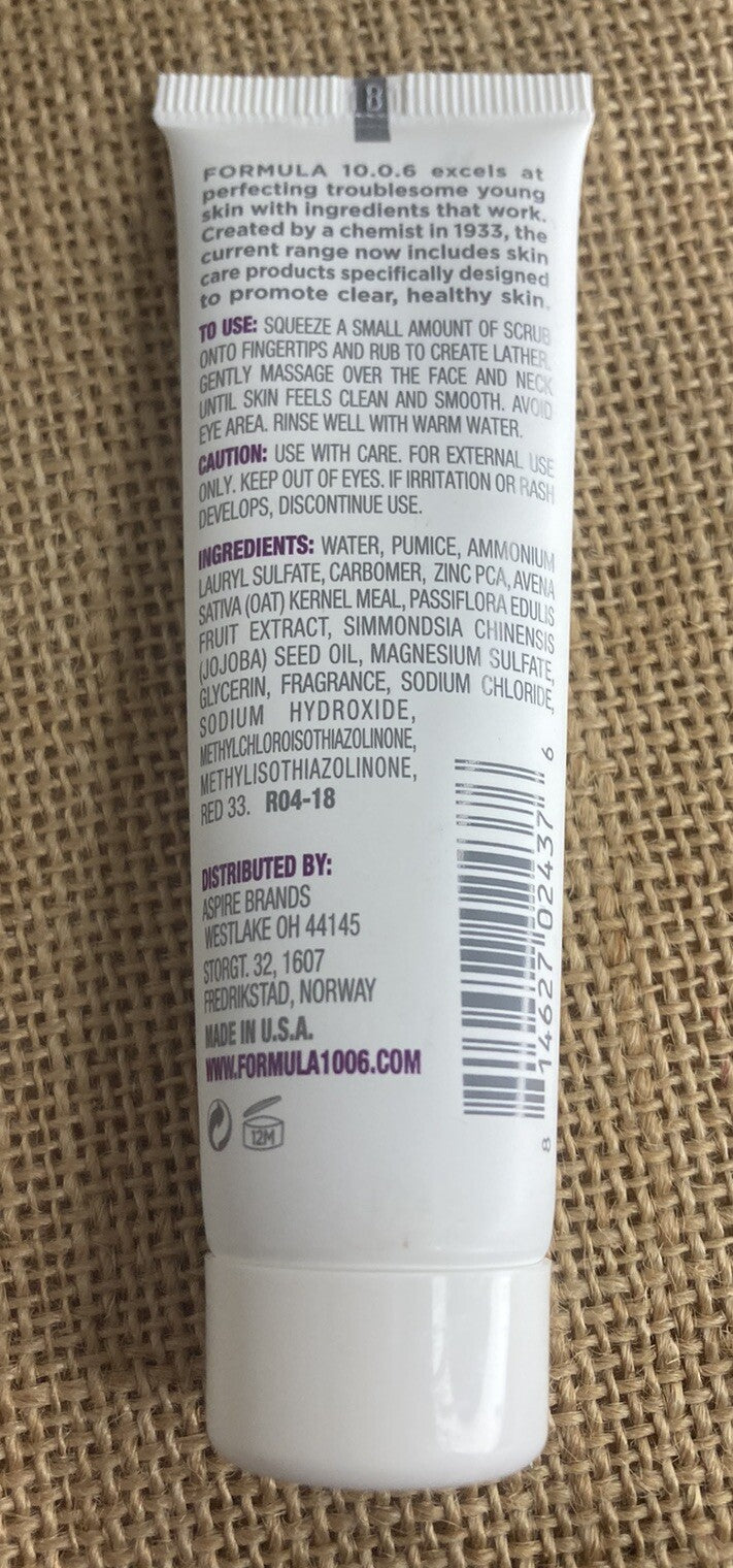 Pore Clearing Face Scrub for Smooth Skin - Travel Size Facial Exfoliant