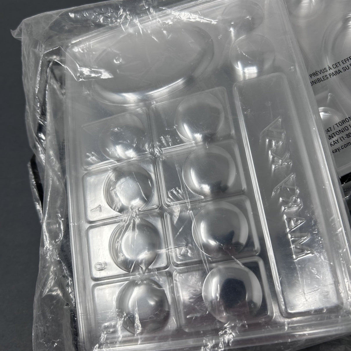 2 Pack Disposable Clear Makeup Sample Trays for Beauty Products