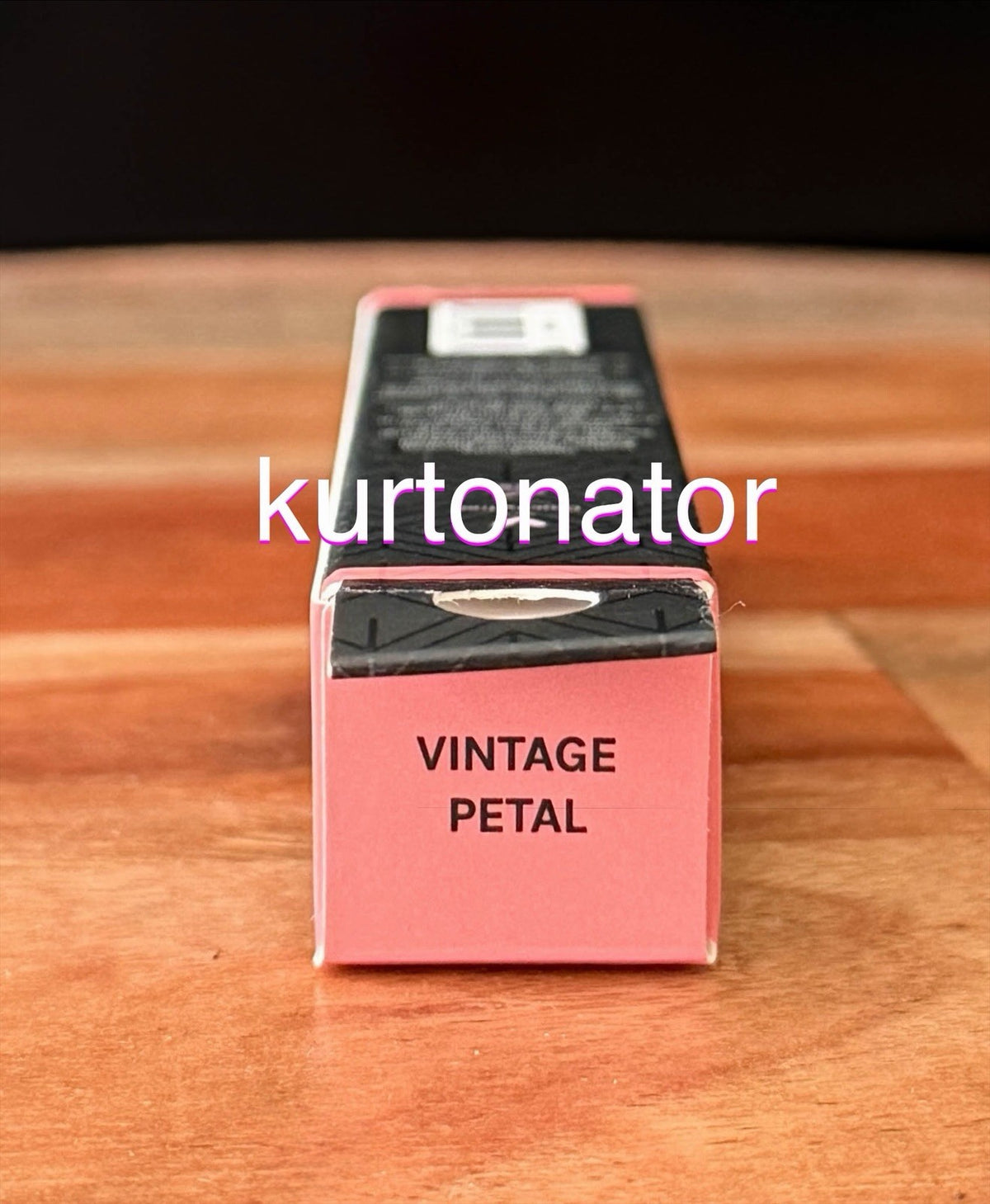 VINTAGE PETAL Lip Liner Peel-Off Tattoo Stain - Long-Lasting Lip Makeup