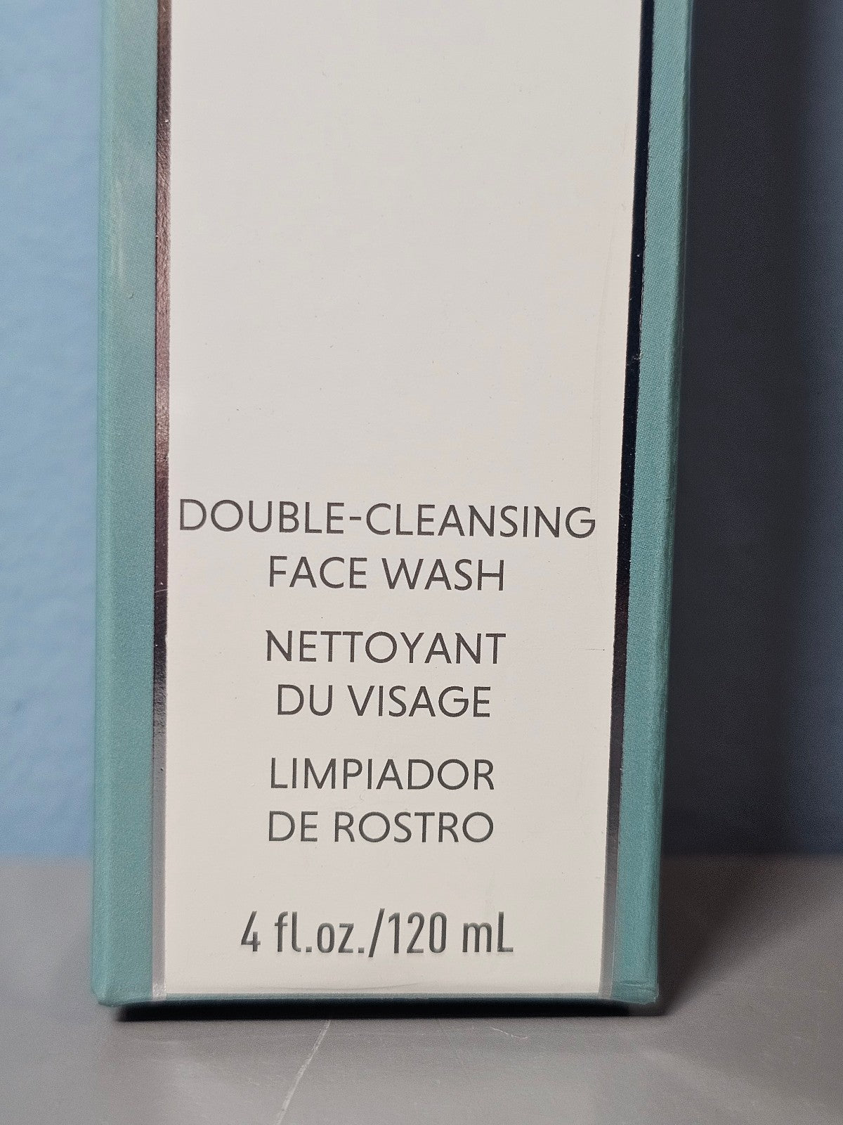 Neora Age IQ Double-Cleansing Face Wash 4 oz Face Cleanser for Youthful Skin