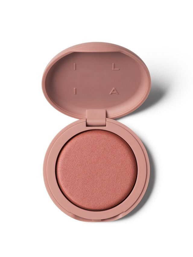 Blurring Blush Powder - Soft Focus, Long-Lasting, Hydrating & Buildable
