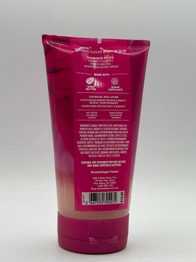 Bath & Body Works Perfect In Pink Foaming Sugar Scrub 8 oz.