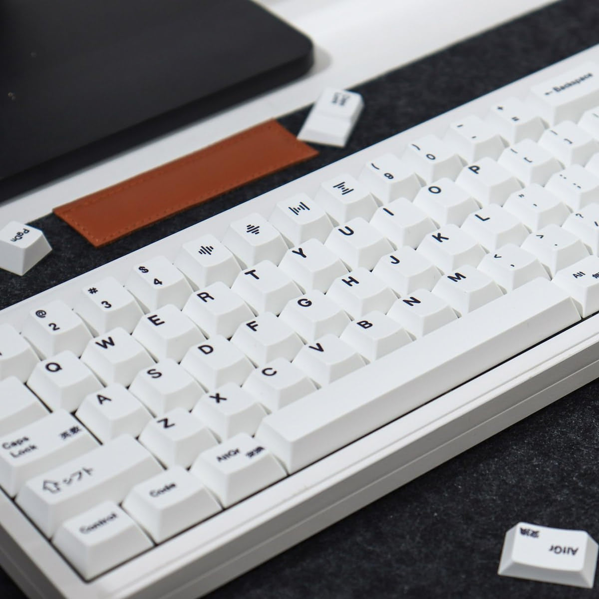 135-Key PBT Keycap Set for Mechanical Keyboard - Cherry Profile, Dye-Sub, White