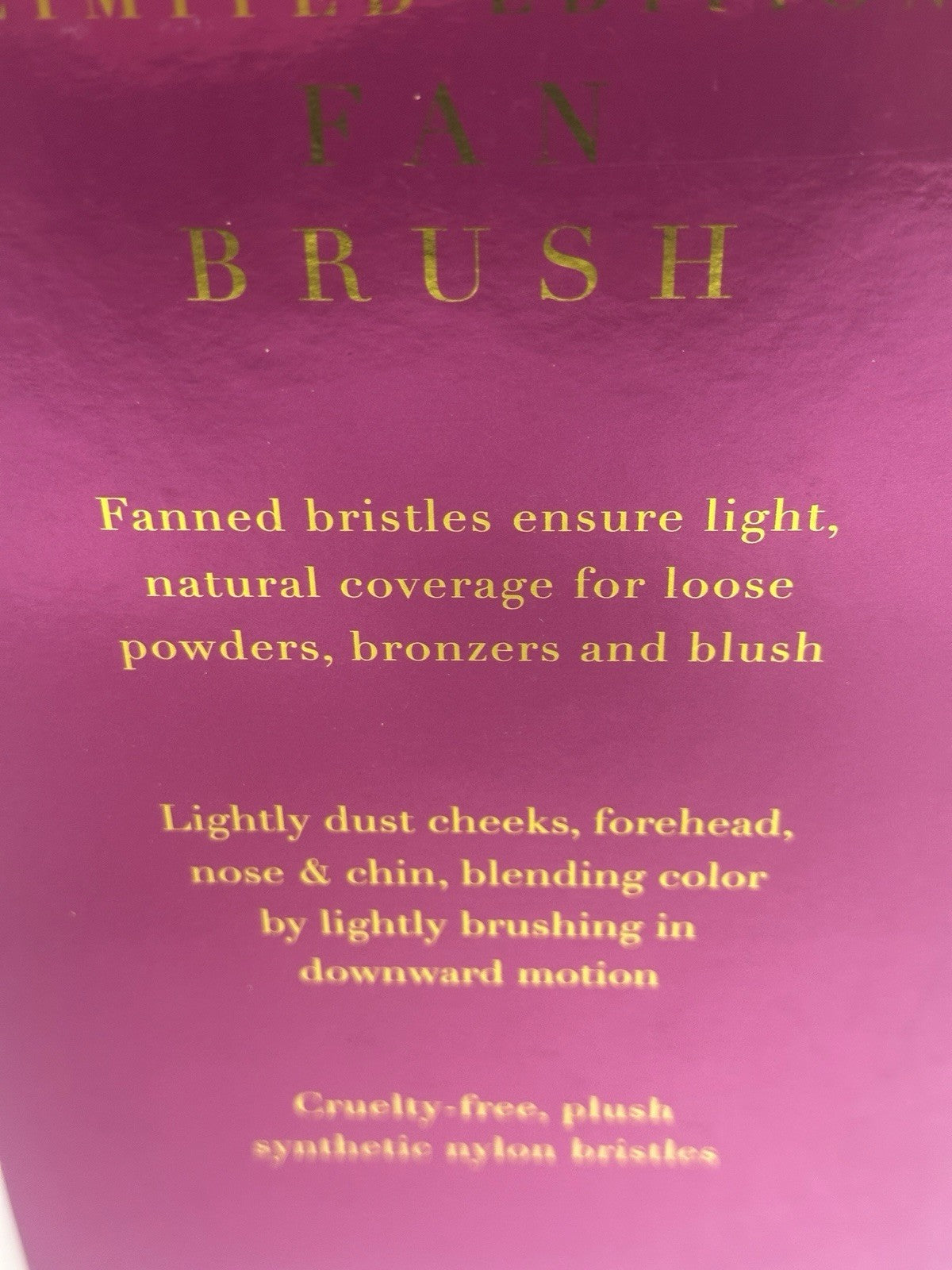 Fan Brush Makeup Brush Plush 5.5" Wooden Handle NIB