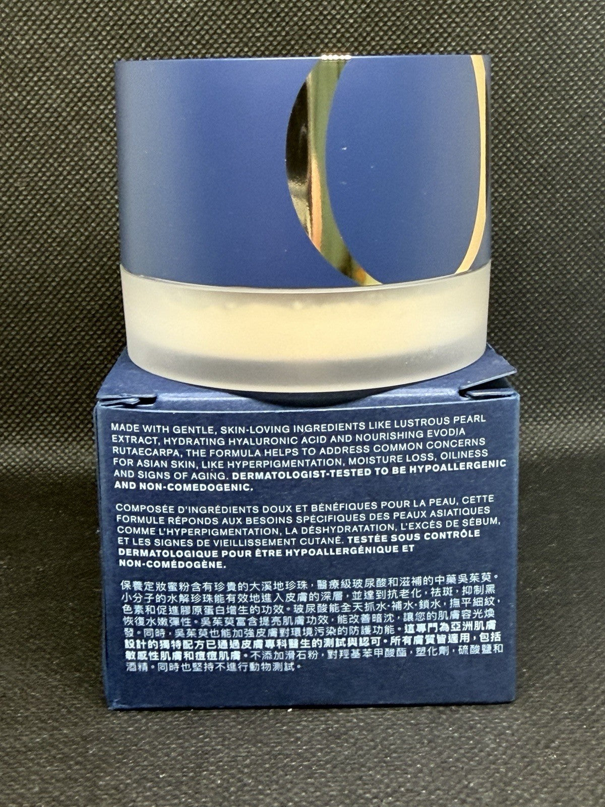 Serum-Infused Translucent Setting Powder - Flawless Mattifying Blur