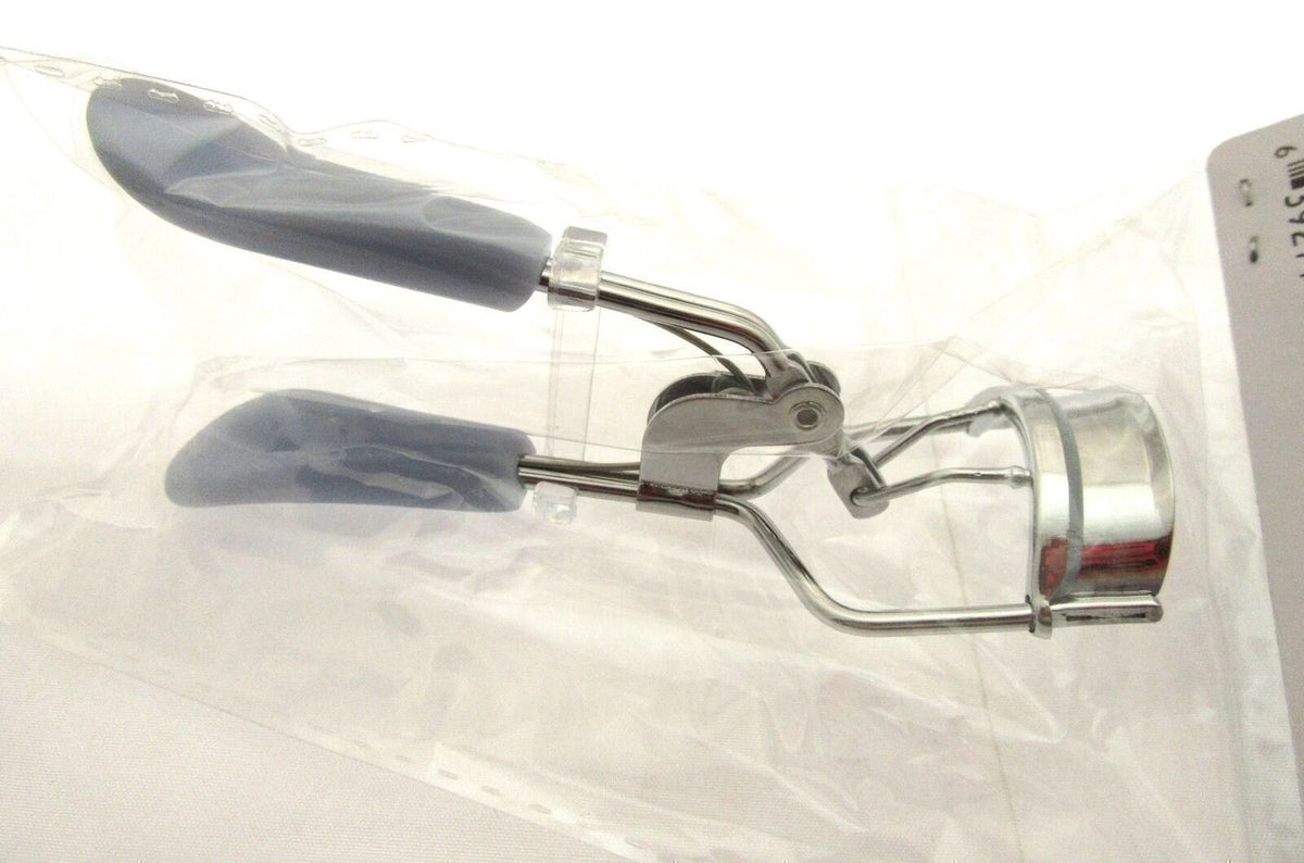 Pink Eyelash Curler for Makeup - Sassy + Chic Beauty Tool