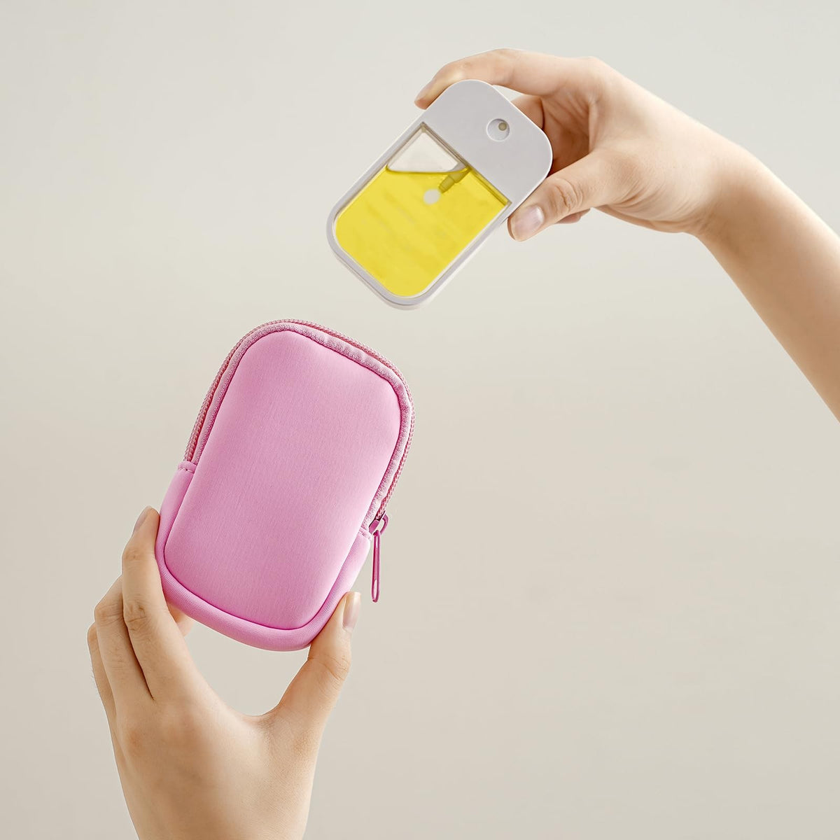 Mini Portable Makeup Bag Neoprene Cosmetic Organizer for Travel & Daily Use