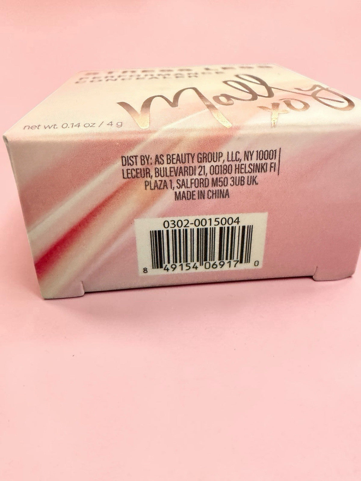 Buildable Medium Concealer for Wrinkles & Blemishes - 0.14 oz