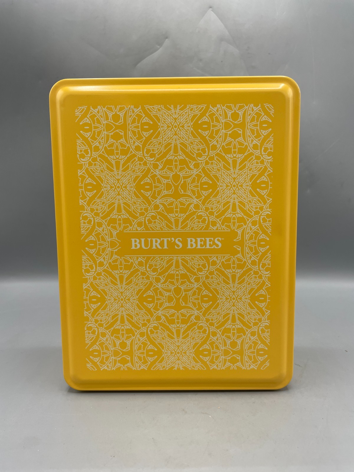 Burt's Bees Classic Gift Tin Set - 6 Natural Skincare Items