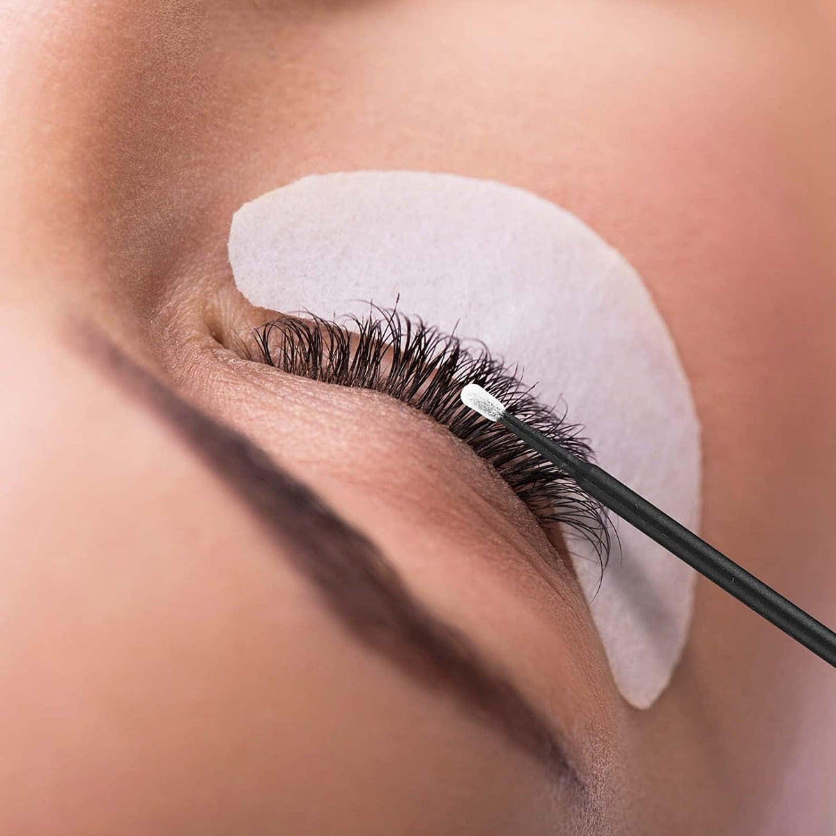 Disposable Micro Swabs for Eyelash Extensions - Precise Application & Detailing Set of 500