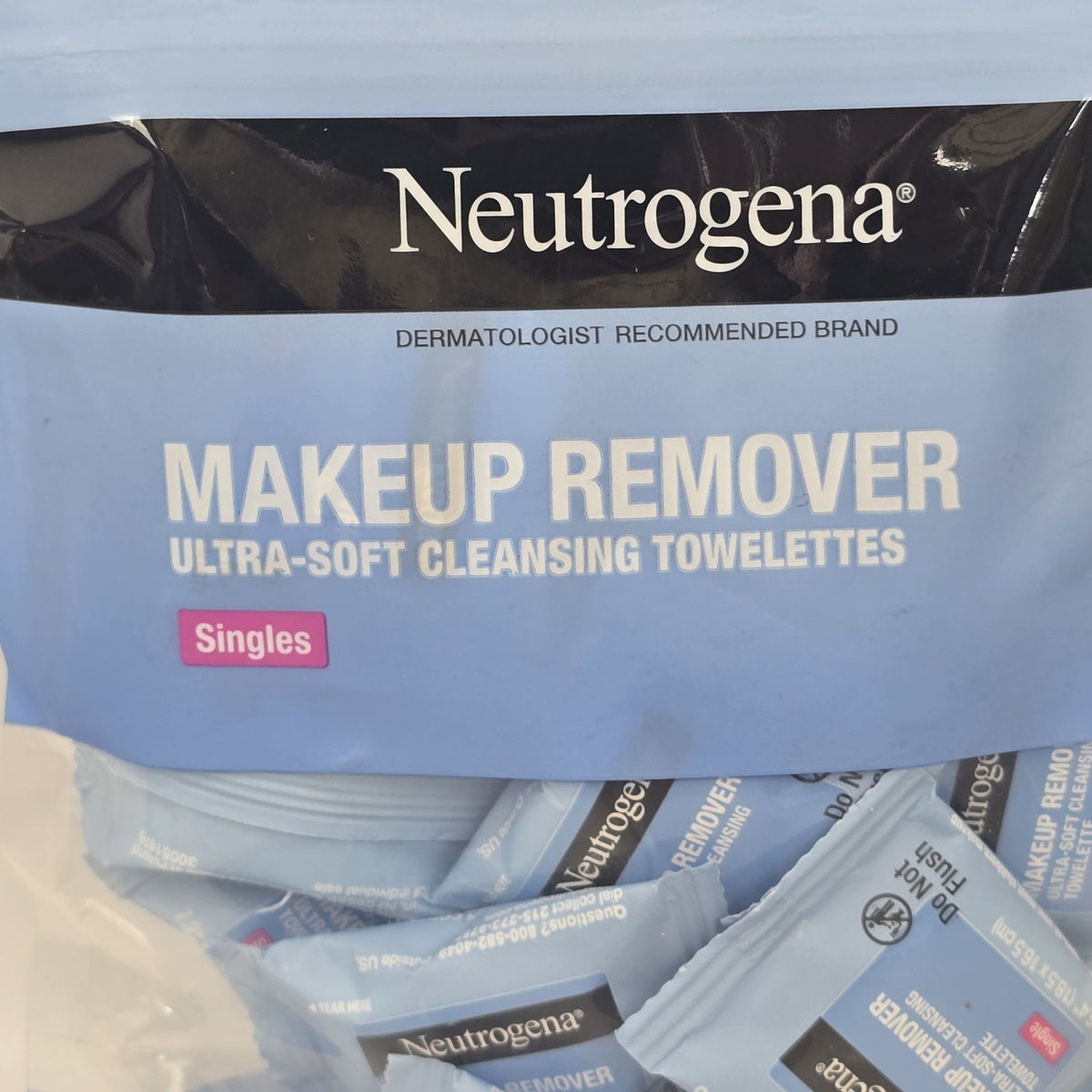 Neutrogena Makeup Remover Wipes - Individually Wrapped Daily Face Wipes, 20 Pack