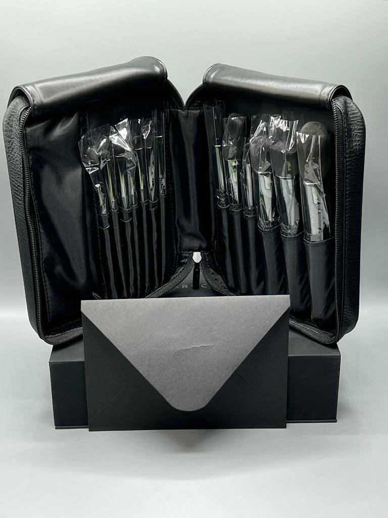 13-Piece Makeup Brush Set with Case – Professional Cosmetic Tools