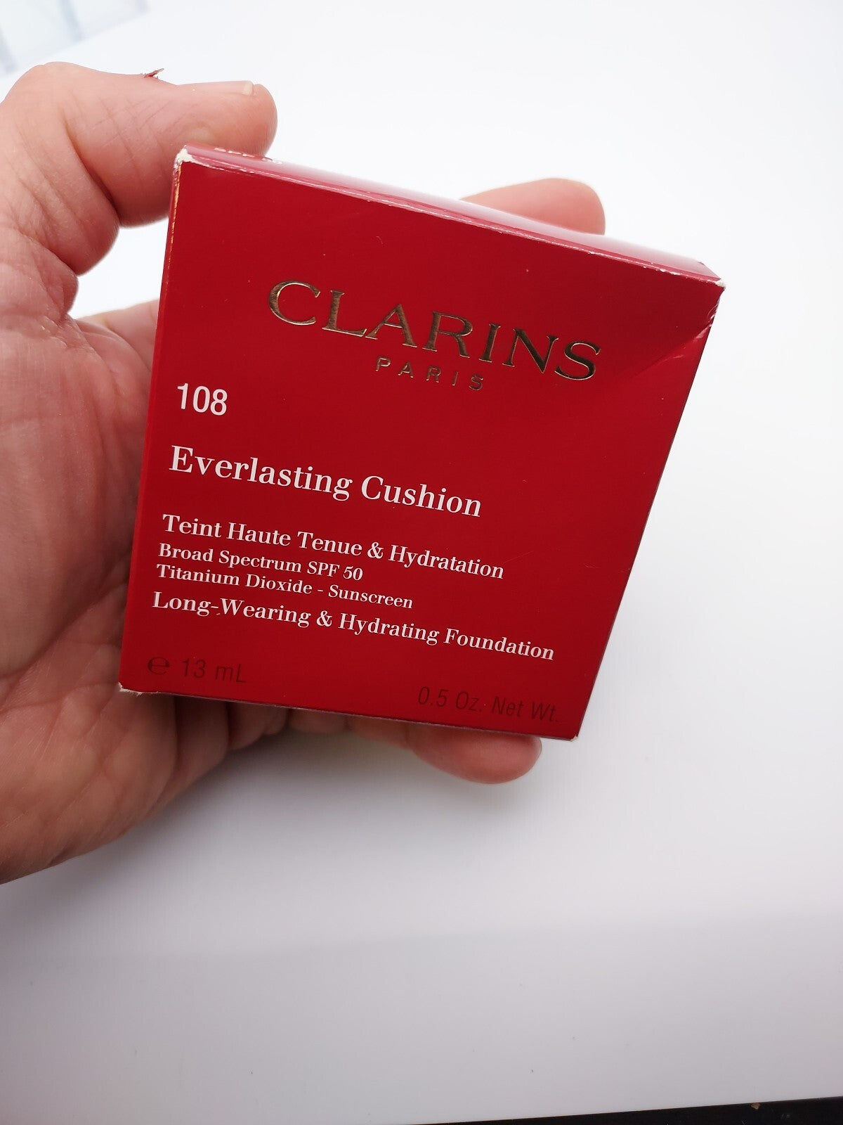 Clarins Everlasting Cushion SPF50 Hydrating Long-Wear Foundation 108 Sand