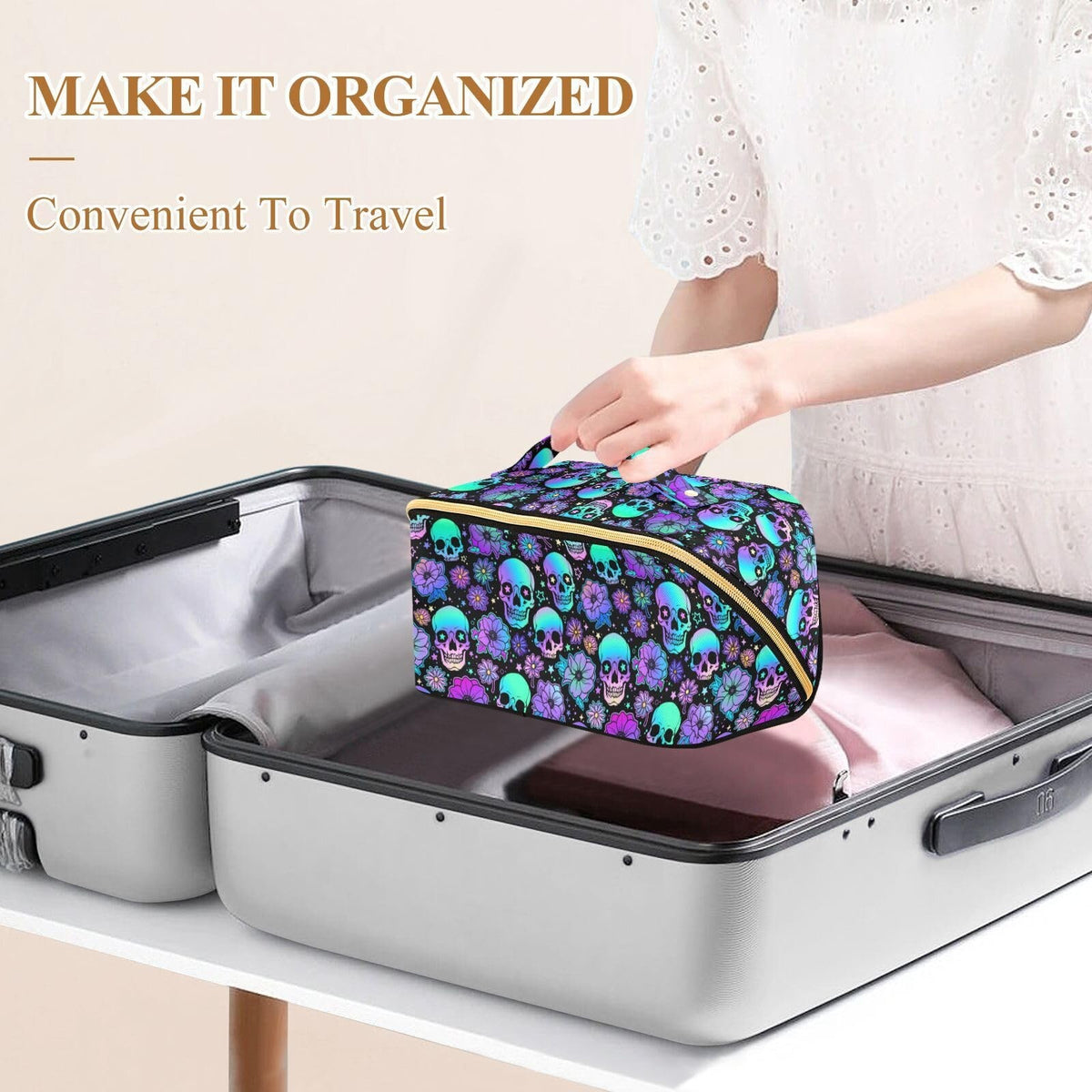 Large Capacity Travel Makeup Organizer Bag with Skulls Pattern